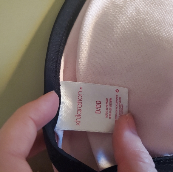 Geometrical pink bikini top - Picture 3 of 3